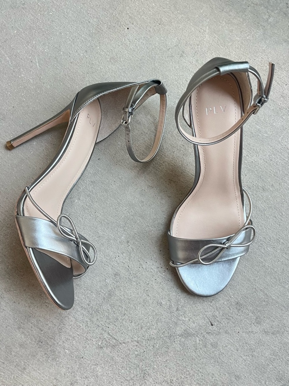 PLV silver heels Size 8